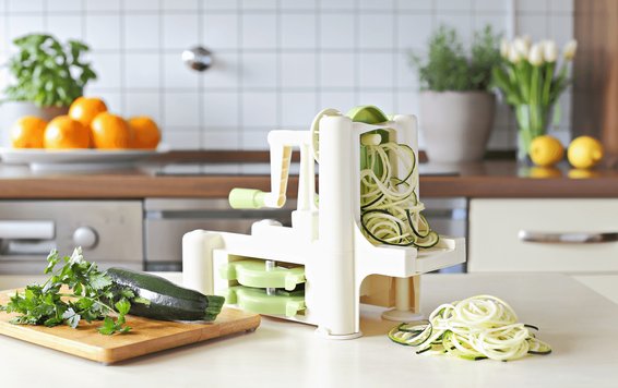 4 Kitchen Gadgets That Make Cooking a Breeze